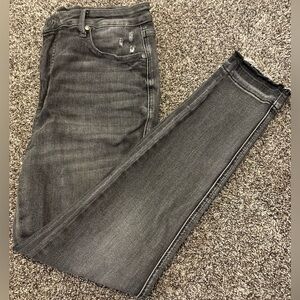 Judy Blue High-Rise Tummy Control Skinny Jeans - Gray